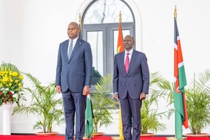 President William Ruto when he hosted Mozambique President Daniel Francisco Chapo 