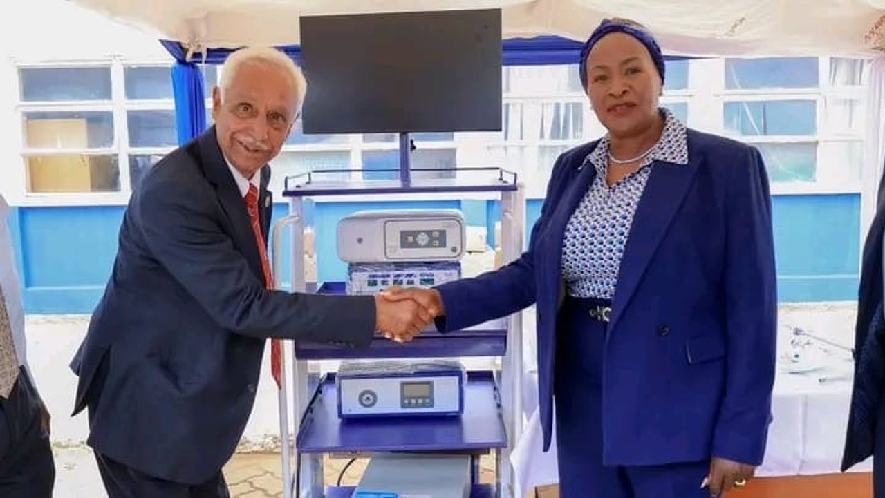 Machakos Governor Wavinya Ndeti congratulates Prof Pankaj Jani after handing over a modern laparoscopy tower on March 17, 2026, at Machakos County Referral Hospital