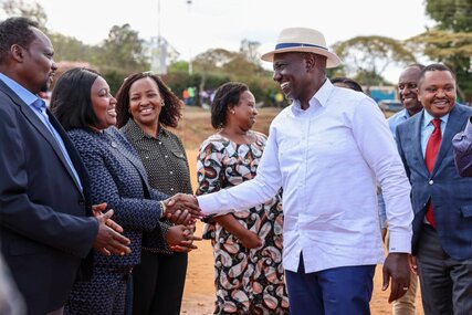 President William Ruto greets Ukambani leaders 