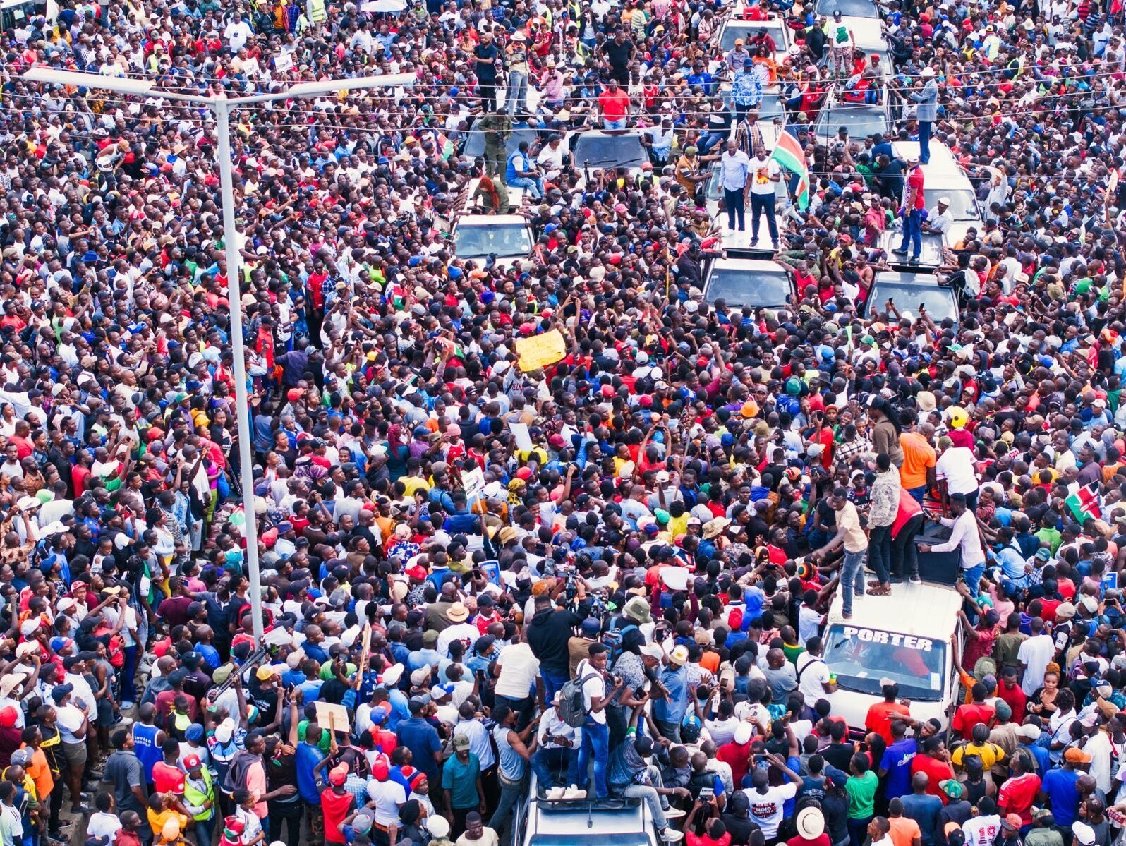 Teargas hits Sifuna’s Linda Mwananchi rally in Kitengela