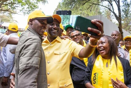 President William Ruto takes a selfie with some United Democratic Alliance (UDA) delegates at Sagana State Lodge 