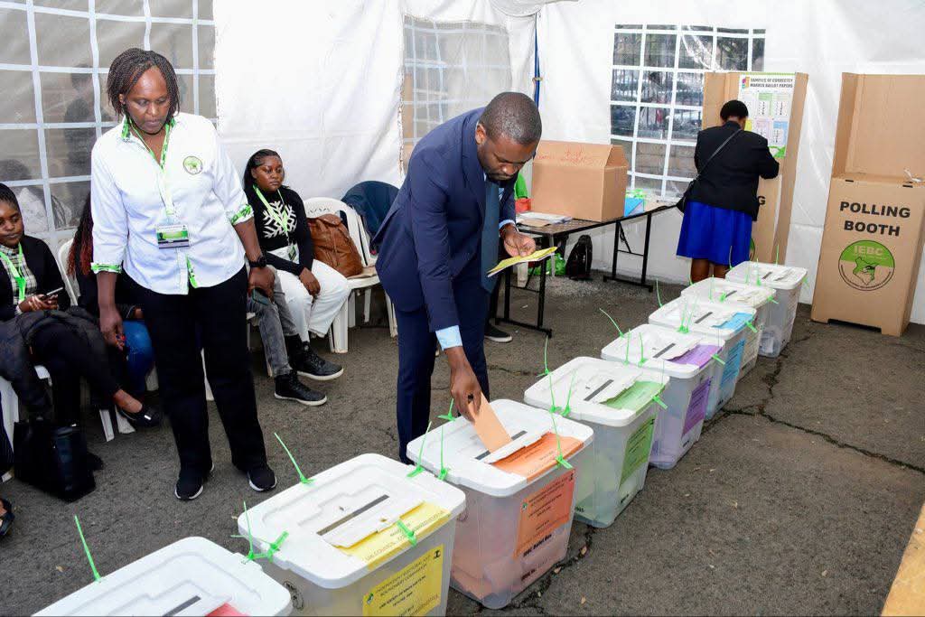 High-profile leaders vote as LSK awaits results